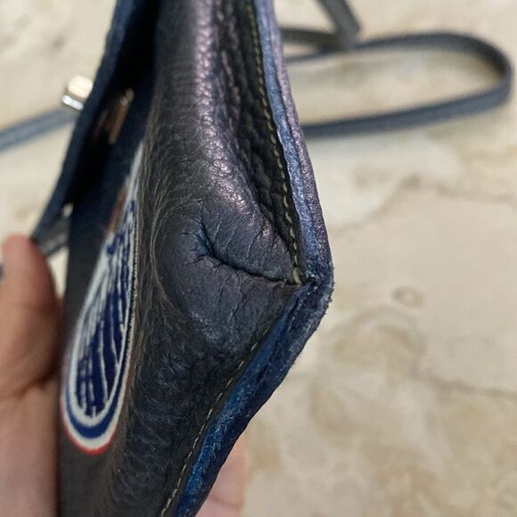Roots Leather Oilers Cross Body Mini Bag - Picture 10 of 16